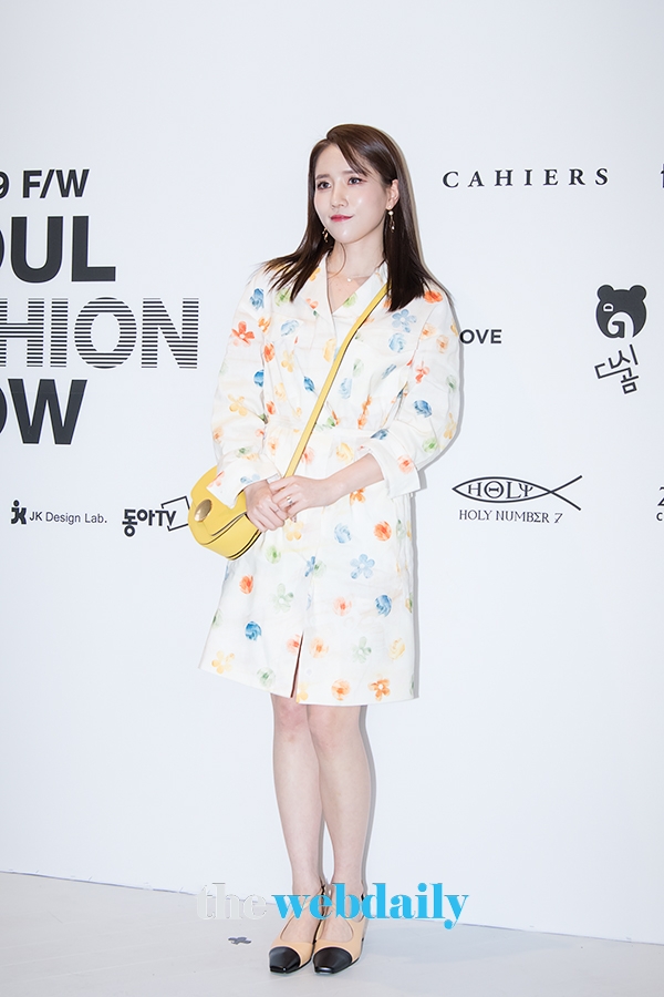 러블리즈 진, 19FW 하이서울패션쇼 블리다 패션쇼 행사 현장