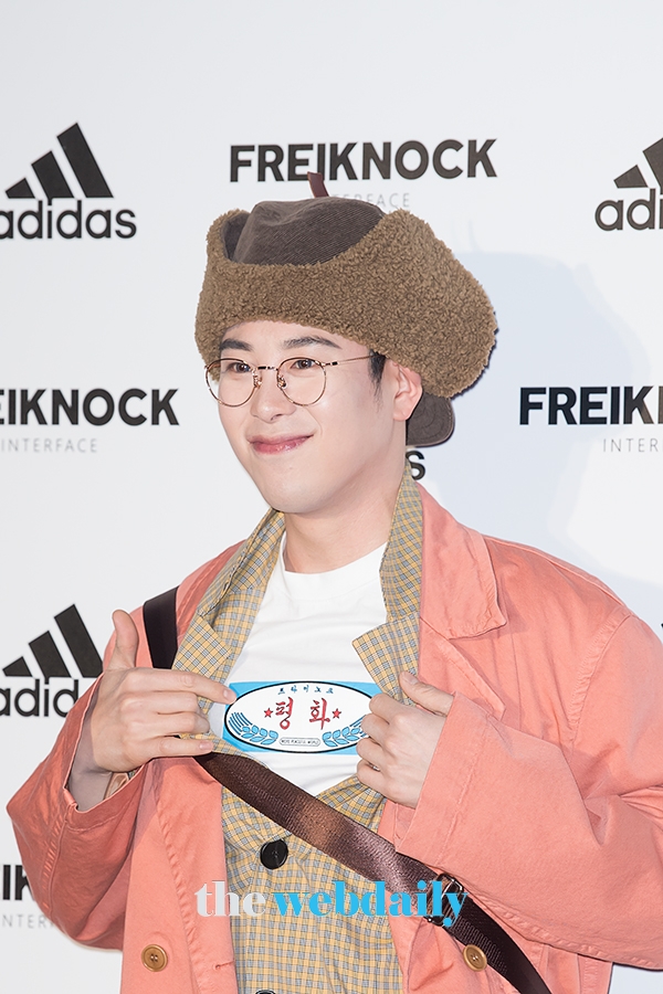 피오, 아디다스 ‘2019 PEACE Collection’ 포토월 행사 현장