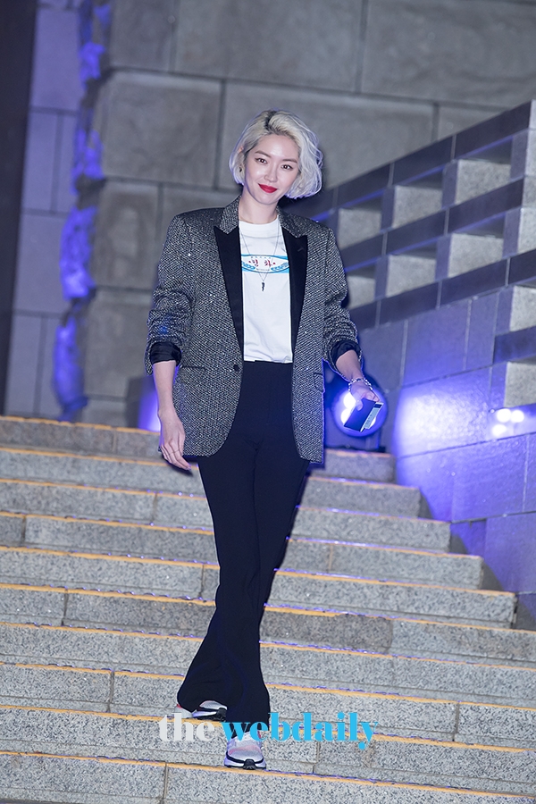 김새롬, 아디다스 ‘2019 PEACE Collection’ 포토월 행사 현장