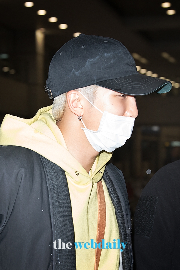 방탄소년단(BTS) RM, 인천국제공항 입국 현장