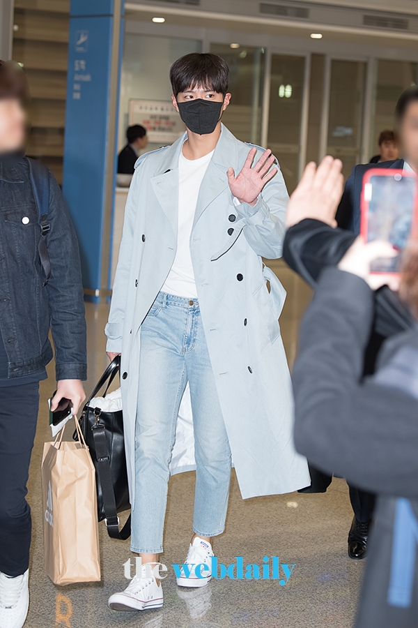 박보검, 인천국제공항 출국 현장