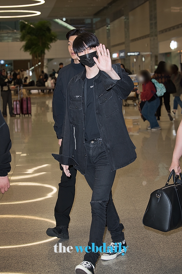 옹성우, 인천국제공항 입국 현장