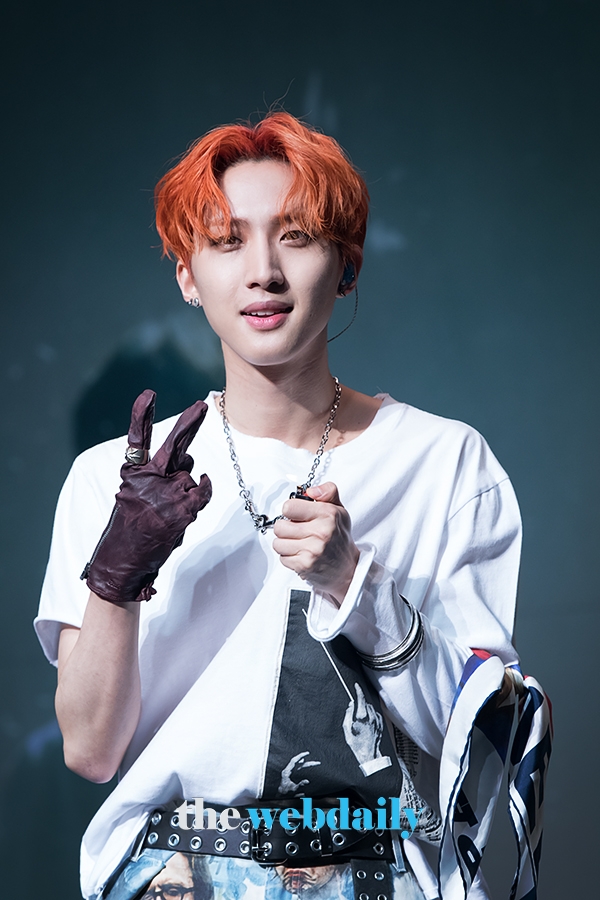 펜타곤(PENTAGON) 후이, 여덟 번째 미니음반 ‘지니어스(Genie:us)’ 발매 기념 쇼케이스 현장