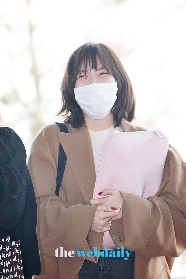 레드벨벳(RedVelvet) 웬디, 인천국제공항 출국 현장