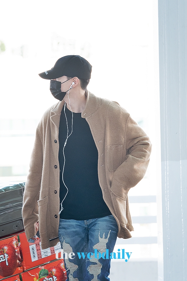 슈퍼주니어 은혁, 인천국제공항 출국 현장