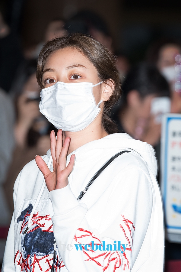 TWICE(트와이스) 지효, 김포국제공항 출국 현장