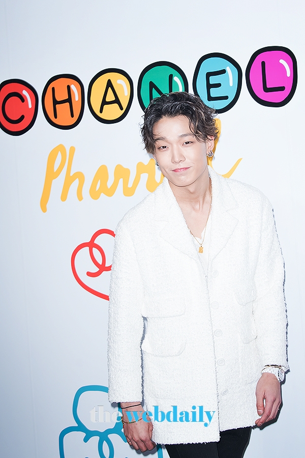 아이콘 바비, 샤넬 포토월 행사 현장