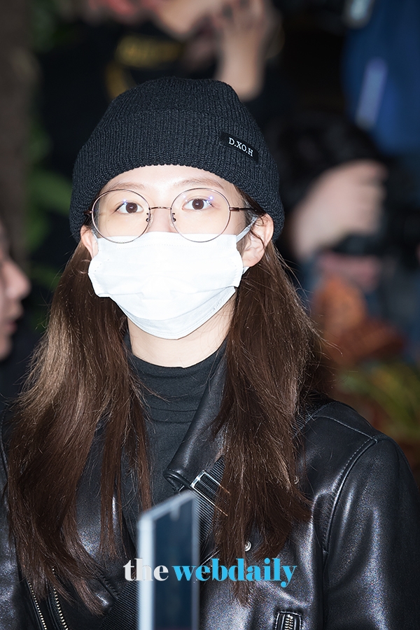 TWICE(트와이스) 정연 , 김포국제공항 출국 현장