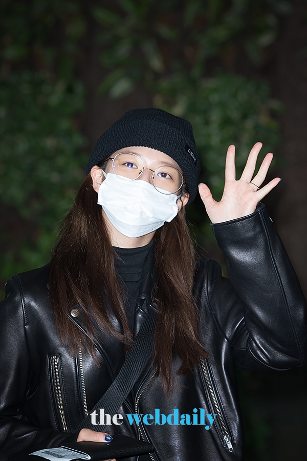 TWICE(트와이스) 정연 , 김포국제공항 출국 현장