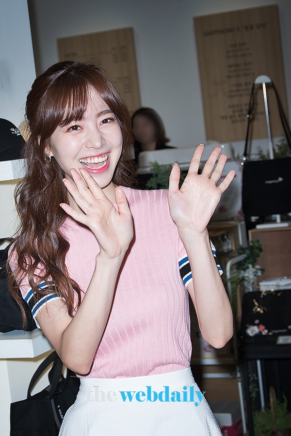 진세연, 이랜드슈펜X마리몬드 콜라보레이션 포토월 행사 현장