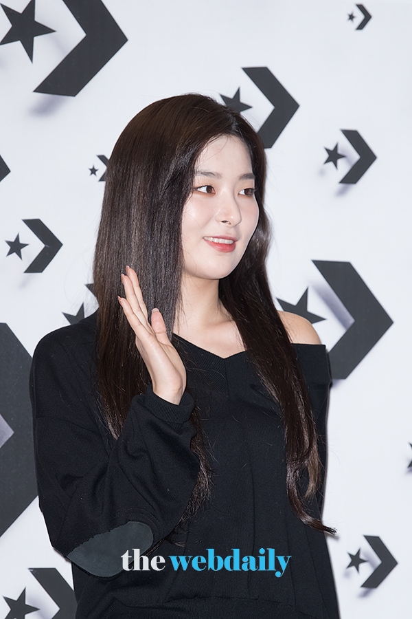 레드벨벳(RedVelvet) 슬기, 컨버스(CONVERSE) 포토월 행사 현장