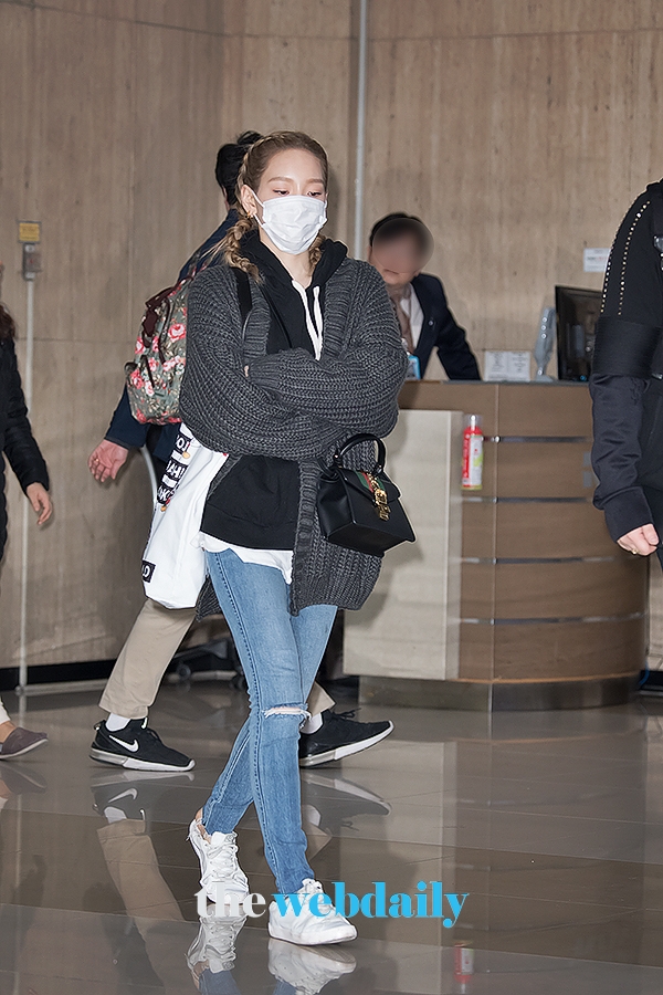 소녀시대 태연, 김포국제공항 입국 현장