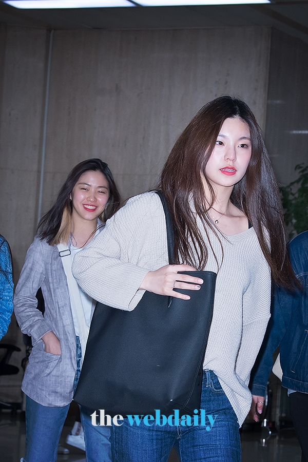 ITZY (있지) 류진-예지, 김포국제공항 입국 현장