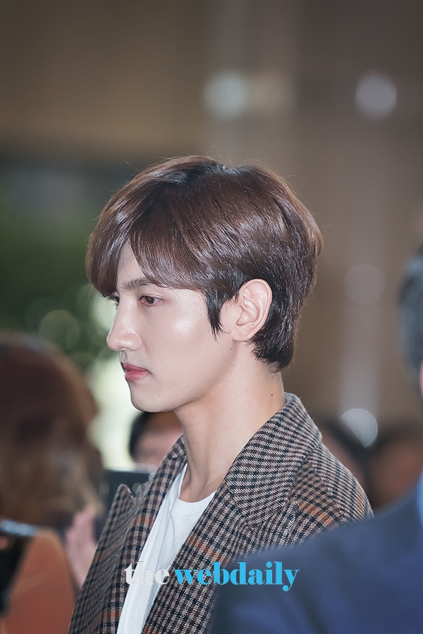 동방신기(TVXQ) 최강창민, 김포국제공항 출국 현장