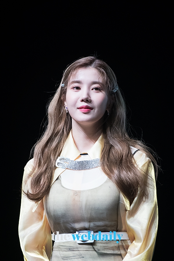 아이즈원(IZONE) 권은비, 'HEART*IZ' 쇼케이스 현장