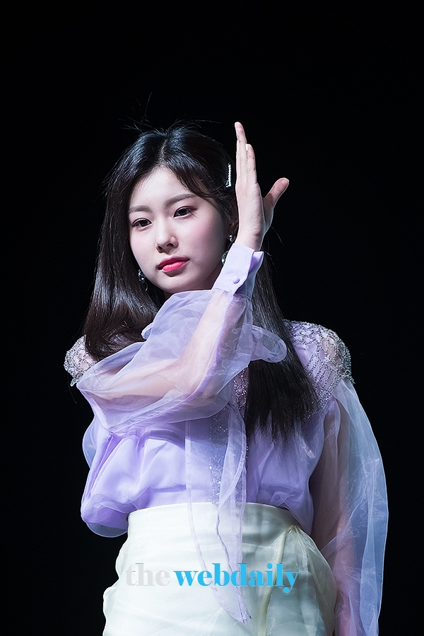 아이즈원(IZONE) 강혜원, 'HEART*IZ' 쇼케이스 현장