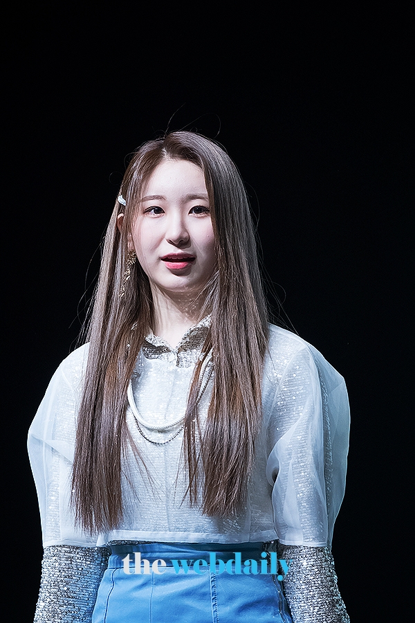 아이즈원(IZONE) 이채연, 'HEART*IZ' 쇼케이스 현장