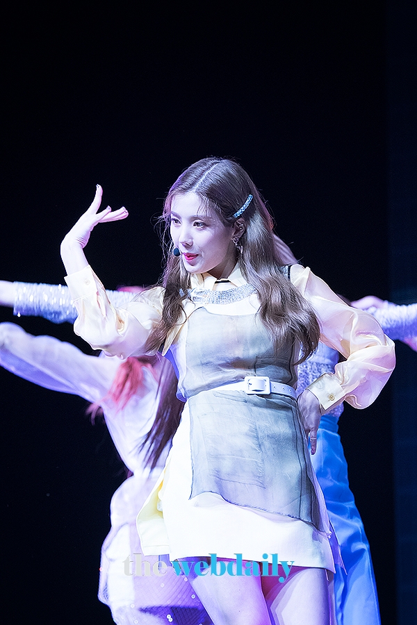 아이즈원(IZONE) 장원영, 'HEART*IZ' 쇼케이스 현장