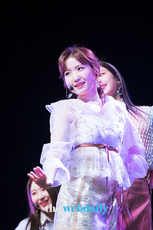 아이즈원(IZONE) 혼다히토미, 'HEART*IZ' 쇼케이스 현장