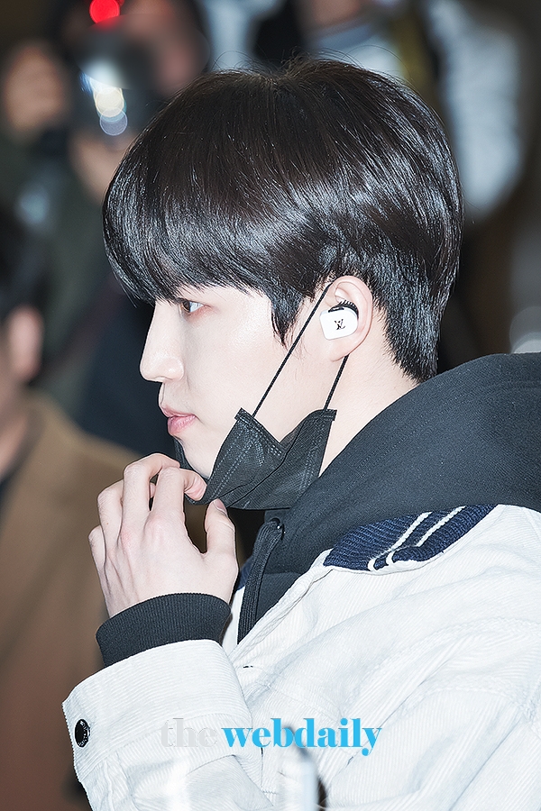 김재환, 김포국제공항 출국 현장