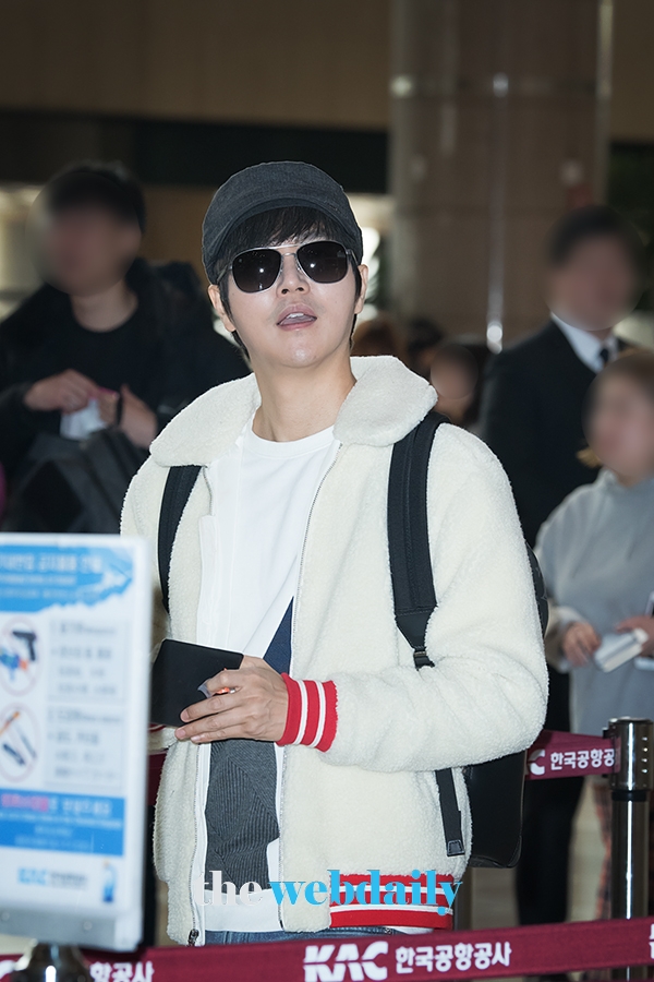 정동하, 김포국제공항 출국 현장