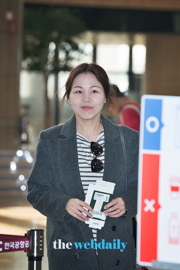 알리, 김포국제공항 출국 현장