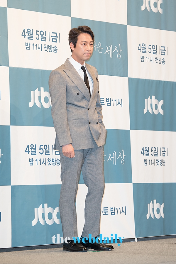 오만석, JTBC 드라마 ‘아름다운 세상' 제작발표회 현장