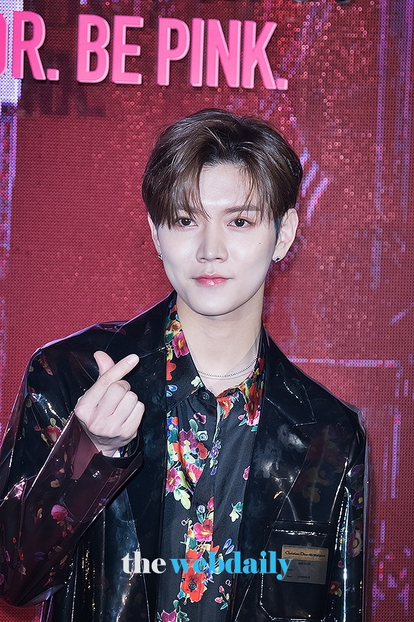 뉴이스트 렌, 디올 신제품 런칭 포토월 행사 현장