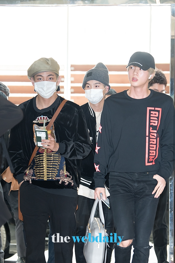 방탄소년단(BTS) 뷔-슈가-진,, 김포국제공항 전용기 청사 출국 현장