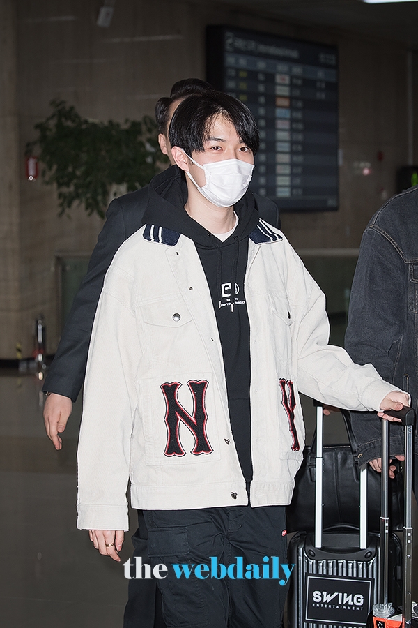 김재환, 김포국제공항 입국 현장