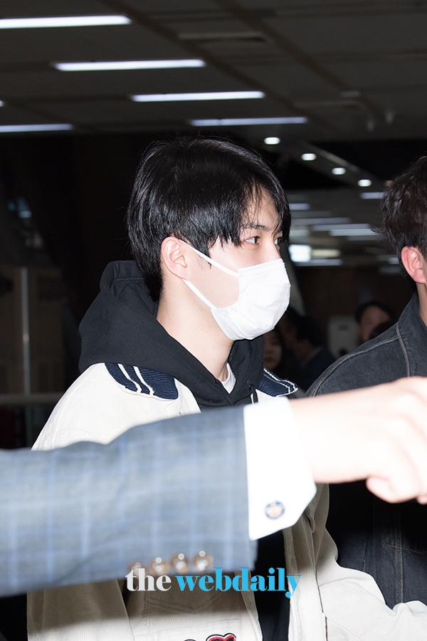 김재환, 김포국제공항 입국 현장