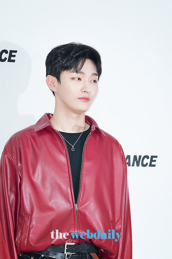 윤지성, '챈스챈스' 2019 SS 컬렉션 포토월 행사 현장