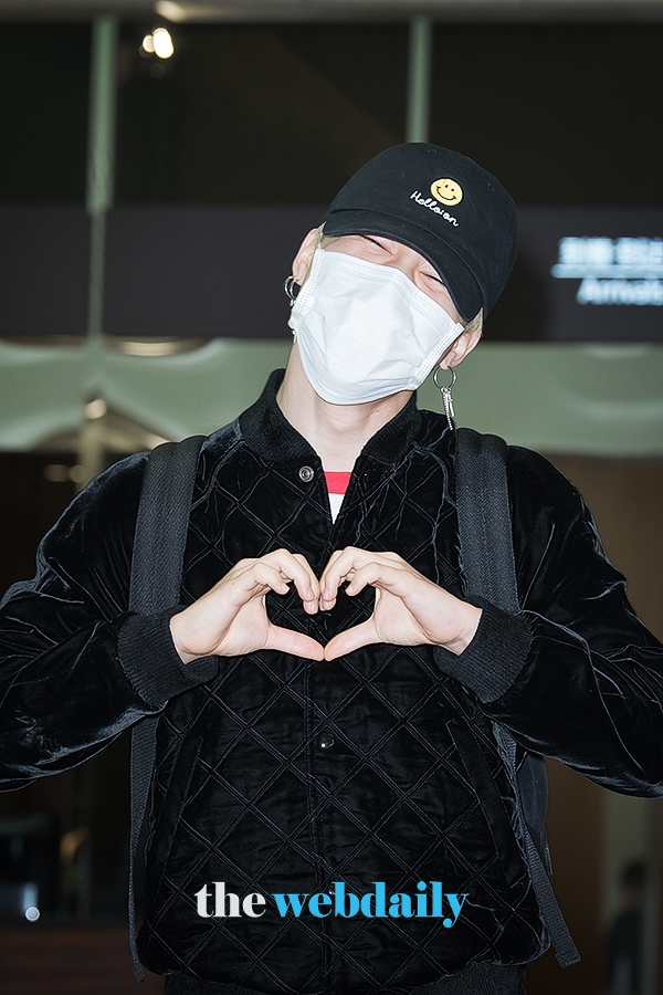 방탄소년단(BTS) 지민, 김포국제공항 전용기 청사 입국 현장