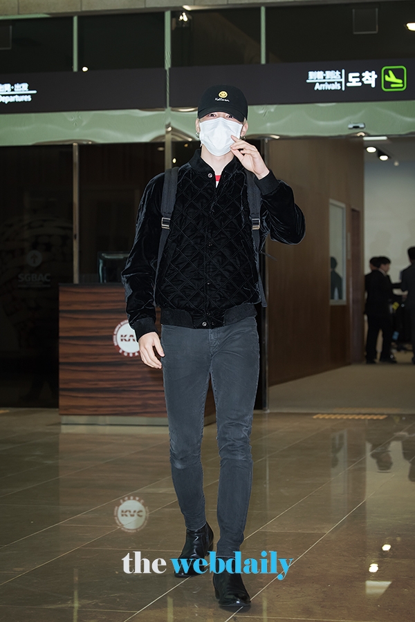 방탄소년단(BTS) 지민, 김포국제공항 전용기 청사 입국 현장