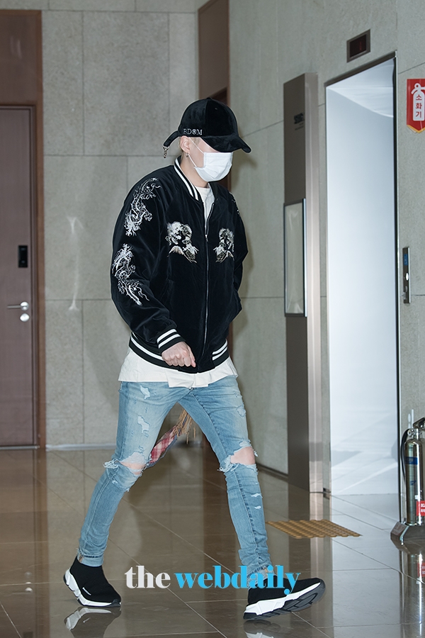 방탄소년단(BTS) 슈가, 김포국제공항 전용기 청사 입국 현장