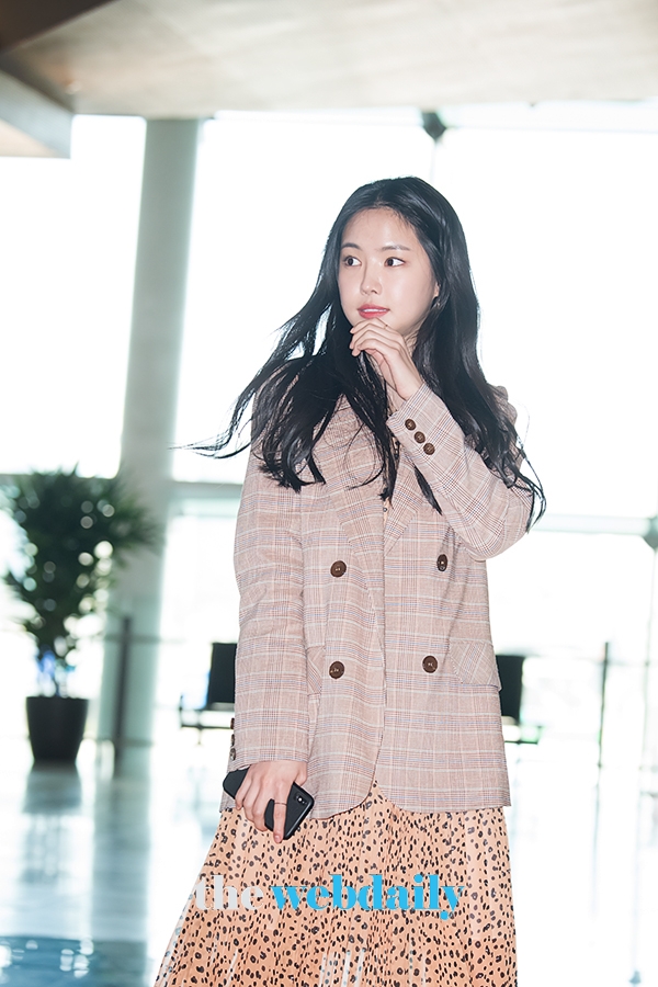 에이핑크 손나은, 서울 김포국제공항 국내선