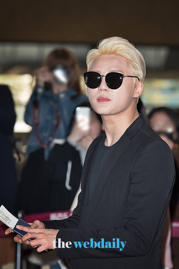 김준수, 김포국제공항 출국 현장