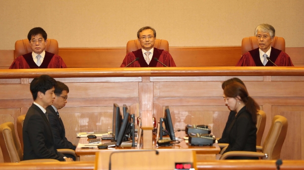 낙태의 합법화에 대한 우려가 커지는 하루다 / 출처 NEWSIS