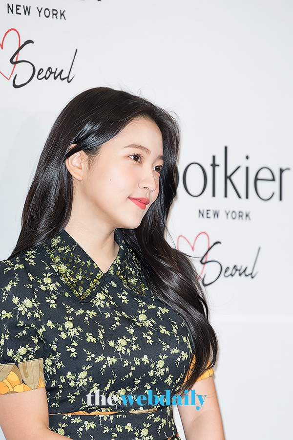 레드벨벳(RedVelvet) 예리, '바키아' 론칭 포토월 행사 현장