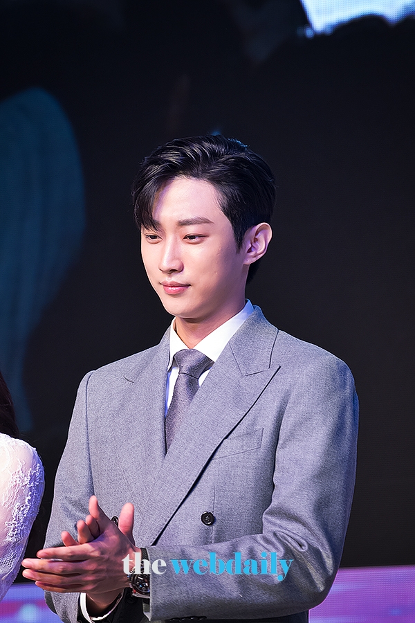 진영, 넷플릭스 드라마 '첫사랑은 처음이라서' 제작발표회 현장