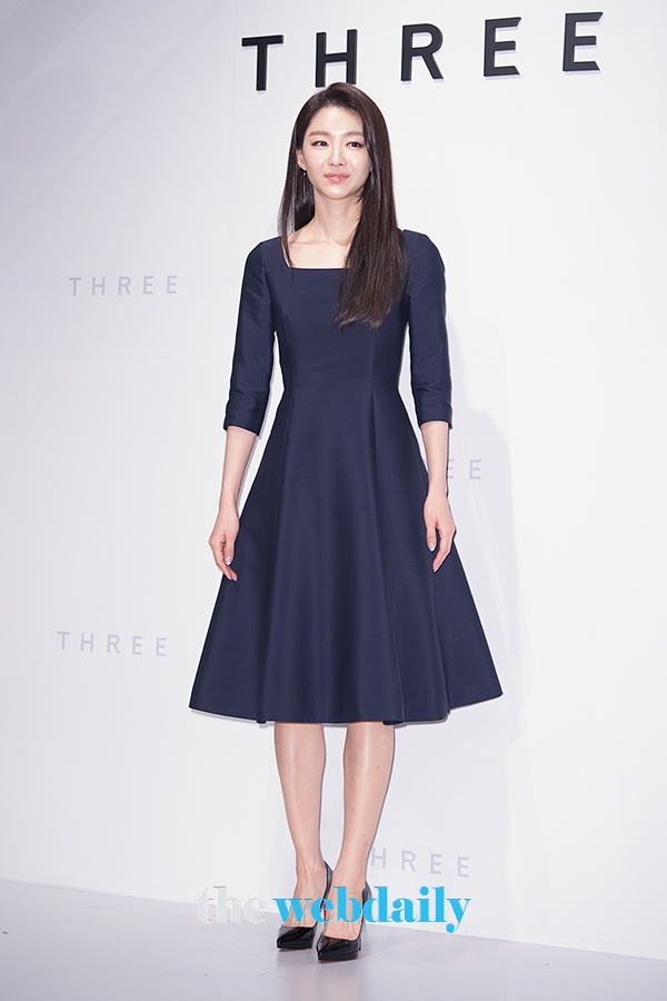 장희진, ‘쓰리(THREE)’ 론칭 포토월 행사 현장