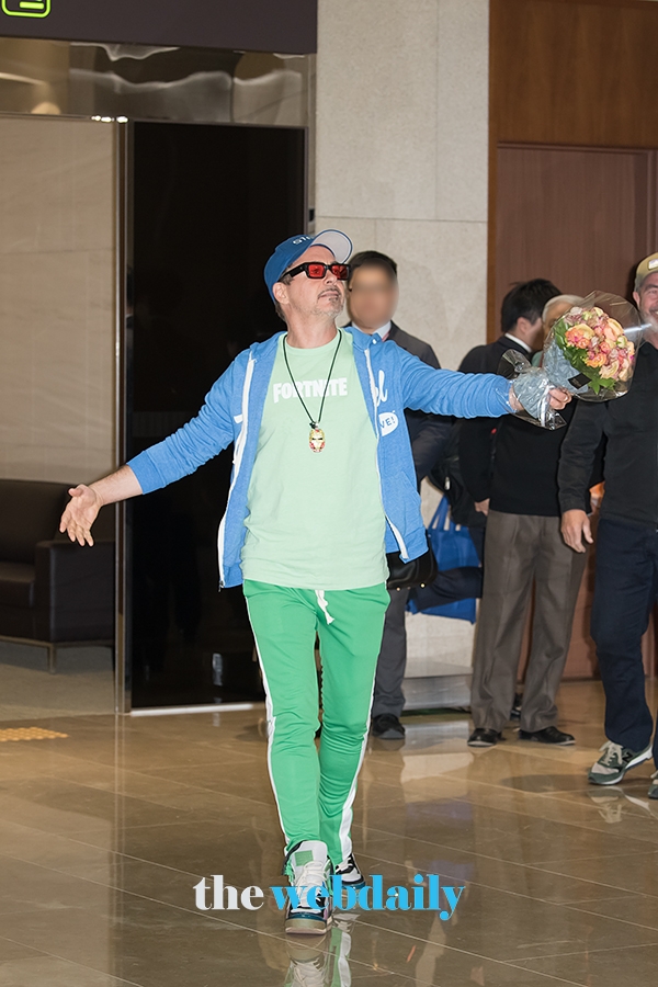 로버트 다우니 주니어, 김포비즈니스항공센터(SGBAC) 입국 현장