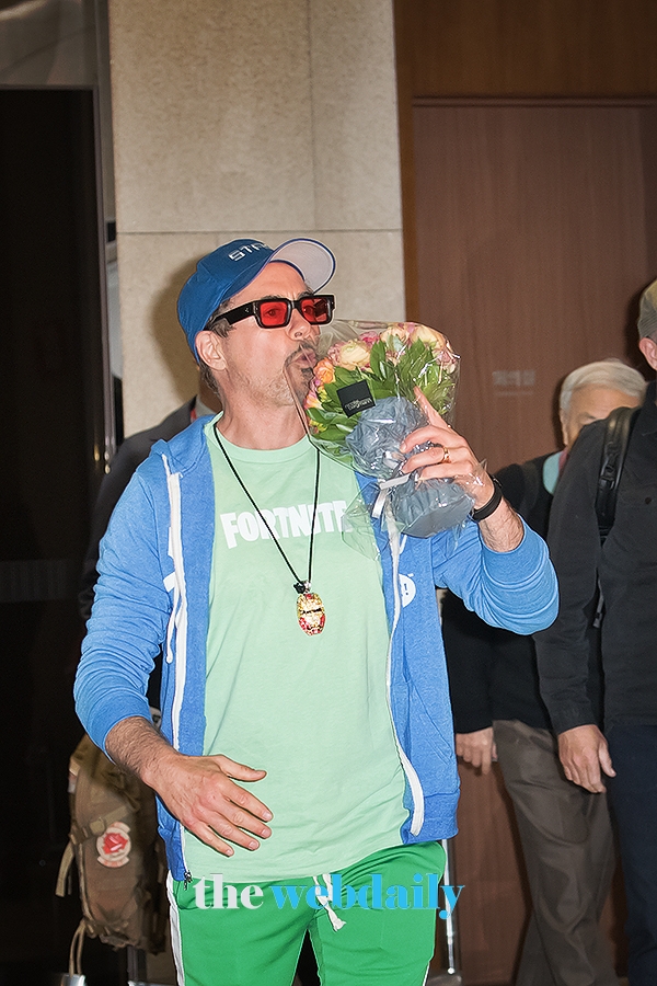 로버트 다우니 주니어, 김포비즈니스항공센터(SGBAC) 입국 현장