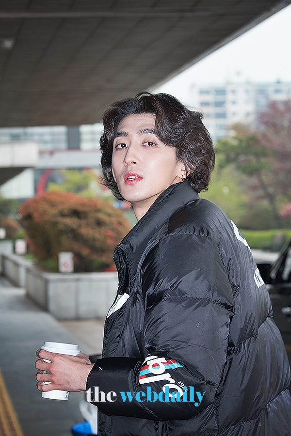 잔나비 (Jannabi) 최정훈, KBS2 '대국민 토크쇼 안녕하세요' 출근길 현장