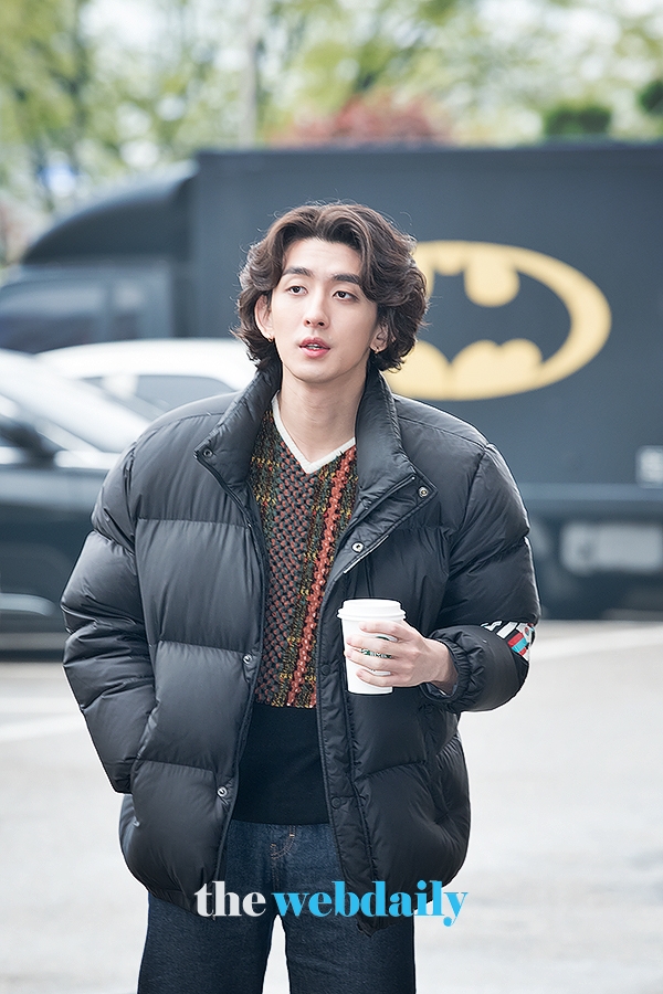 잔나비 (Jannabi) 최정훈, KBS2 '대국민 토크쇼 안녕하세요' 출근길 현장