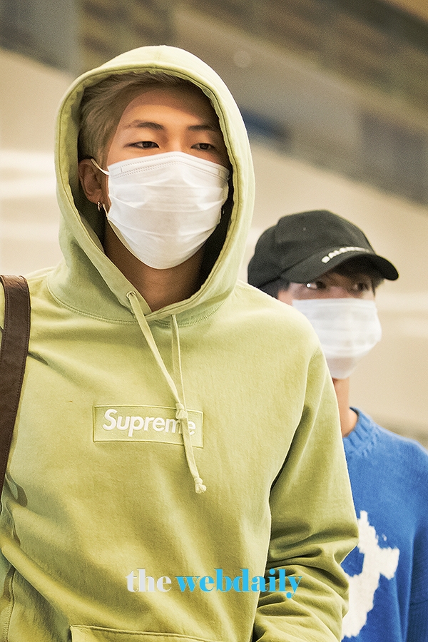 방탄소년단(BTS) RM, 인천국제공항 입국 현장