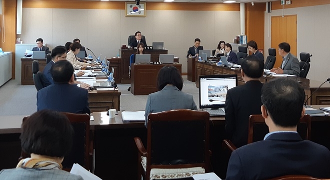 울산 북구의회 임시회.(사진제공=민주노총 공공운수노조 울산본부)