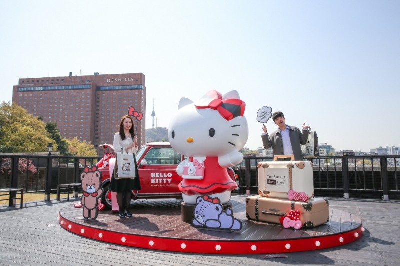 신라면세점, ‘헬로키티 포토존’ 조성