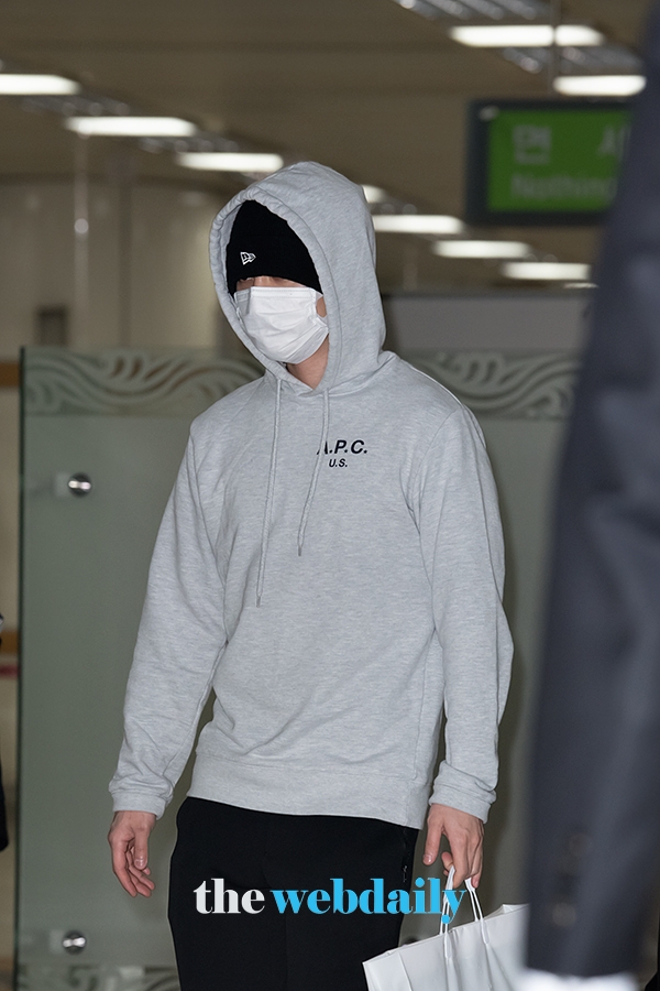 엑소(EXO) 디오, 김포국제공항 입국 현장