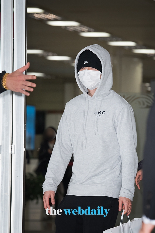 엑소(EXO) 디오, 김포국제공항 입국 현장